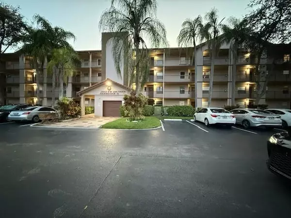 1200 SW 124th Terrace #405, Pembroke Pines, FL 33027