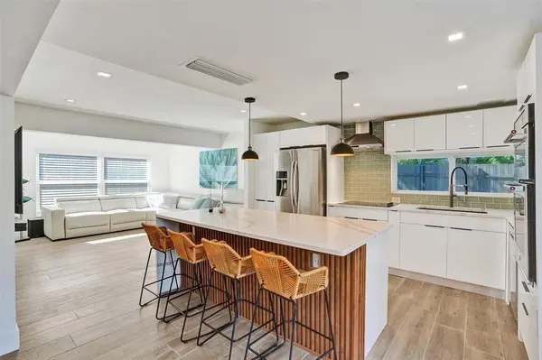 Miami, FL 33162,701 NE 164th St