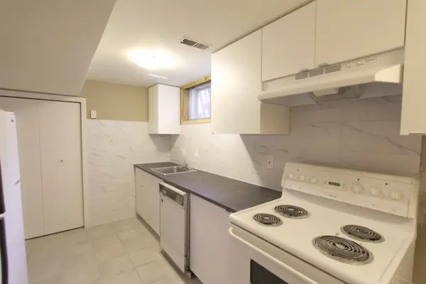 Toronto W05, ON M3J 1K4,33 Paulvale CRES #Back