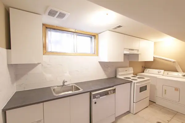 Toronto W05, ON M3J 1K4,33 Paulvale CRES #Back