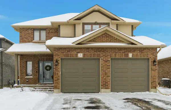 Belleville, ON K8N 0E7,4 Trinity CT