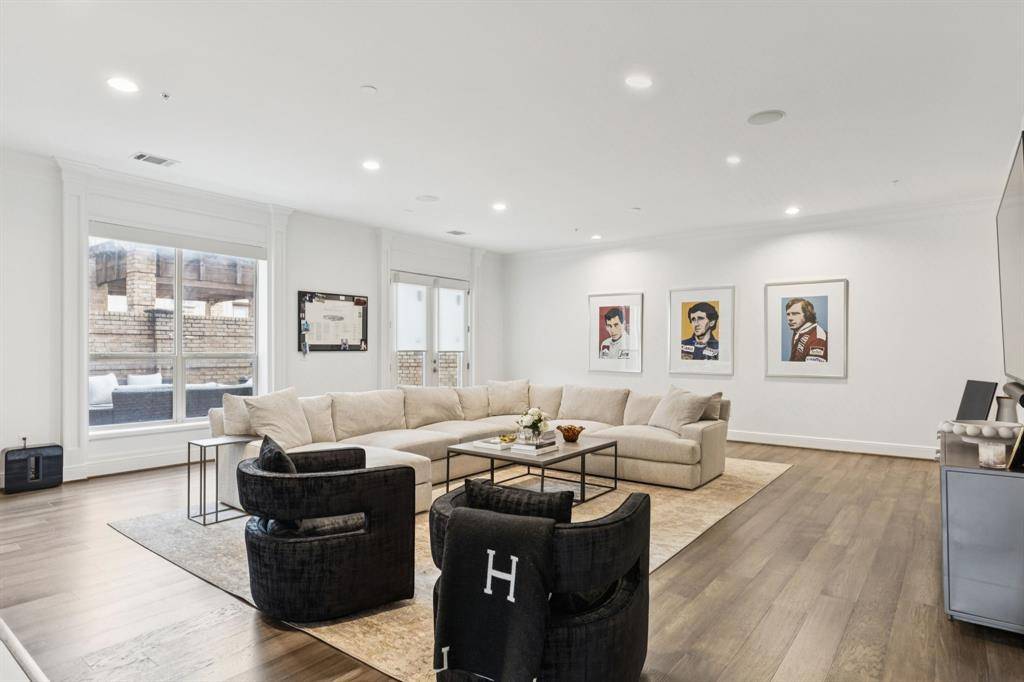 6605 Bandera Avenue #1D, Dallas, TX 75225