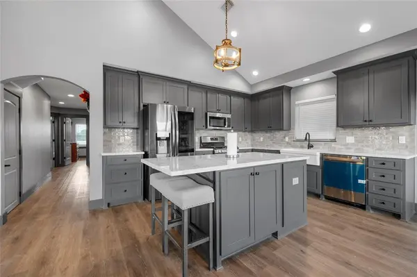 Aquilla, TX 76622,136 Hcr 2221 E