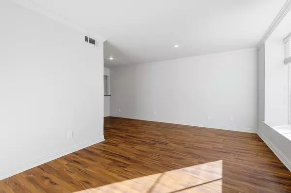 Dallas, TX 75220,3011 Brockbank Court #B