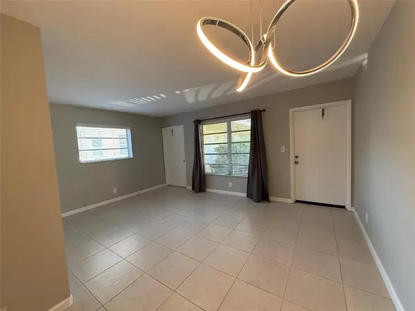 Fort Lauderdale, FL 33316,1012 SE 15th St #5