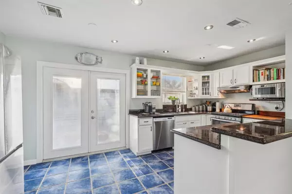 Wilton Manors, FL 33311,2216 NW 2nd Ave