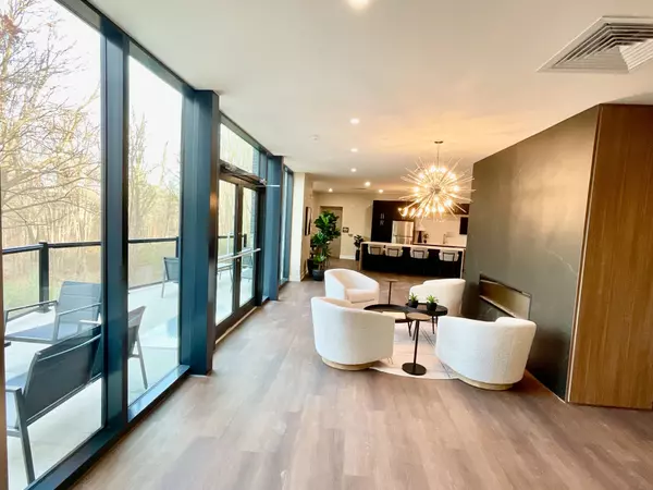 Kitchener, ON N2A 0M1,1100 Lackner PL #303