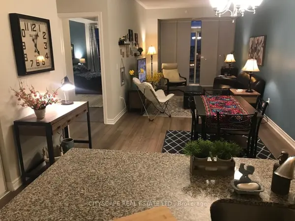 Oakville, ON L6H 7S8,216 Oak Park BLVD #409