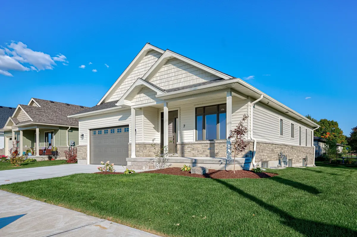 West Perth, ON N0K 1N0,7 Nelson ST