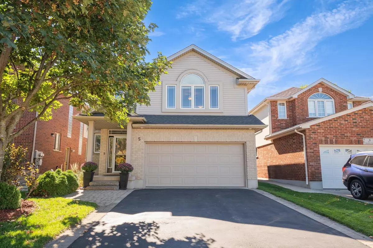 Guelph, ON N1L 1T2,5 Howden CRES