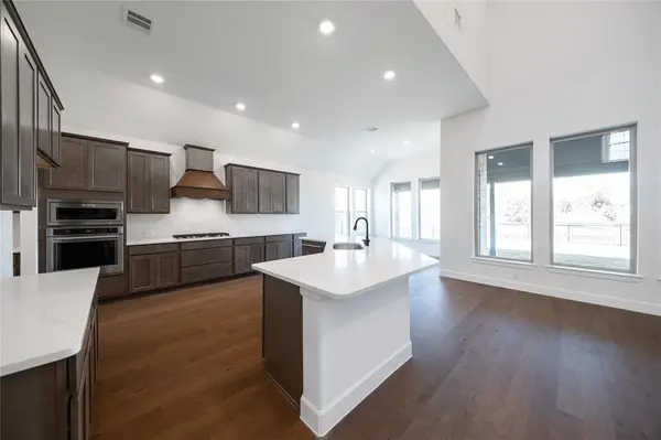 Heath, TX 75126,2712 Triumph Court