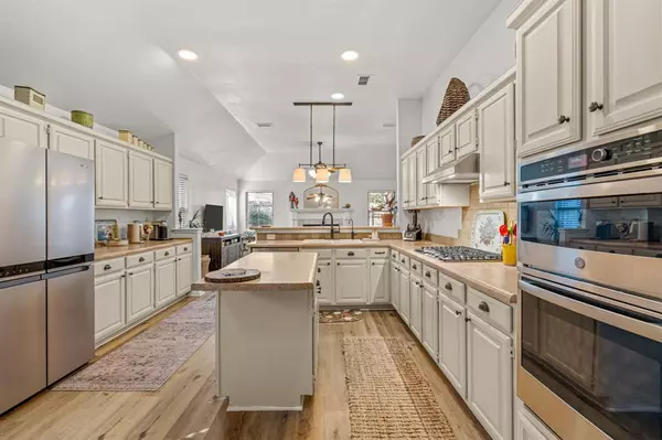 North Richland Hills, TX 76182,7909 Woodland Drive