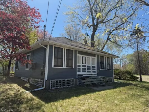 127 E Shore Culver Rd, Frankford Twp., NJ 07826