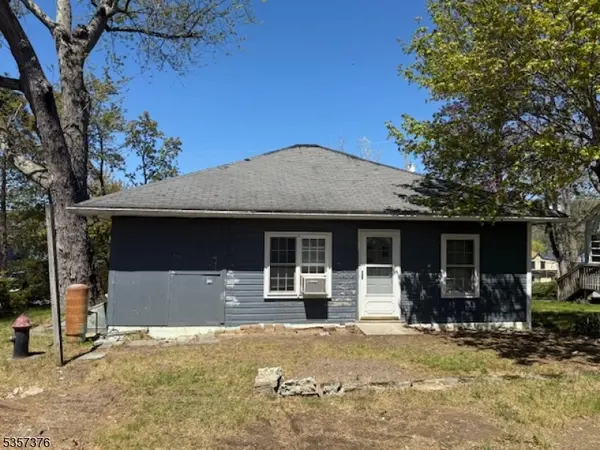 127 E Shore Culver Rd, Frankford Twp., NJ 07826