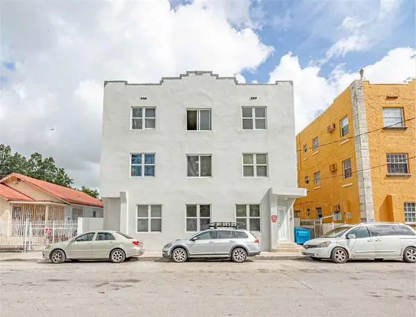 Miami, FL 33128,1051 NW 2nd St #10