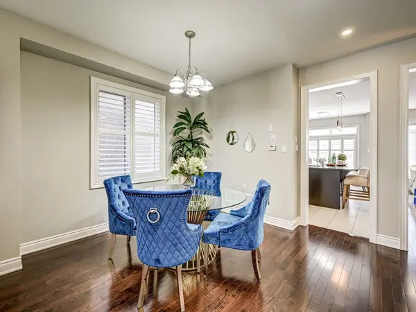 Vaughan, ON L4H 3Y5,25 Killington AVE