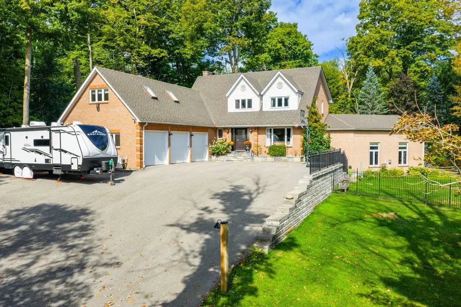 7 Erinwood DR, Erin, ON N0B 1T0