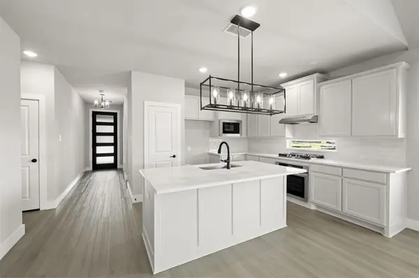 Waxahachie, TX 75165,620 Red Maple