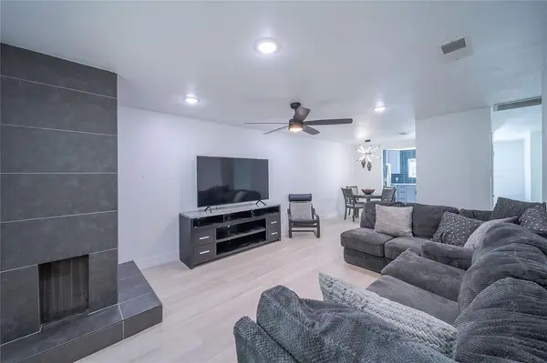 Dallas, TX 75240,13871 Brookgreen Drive