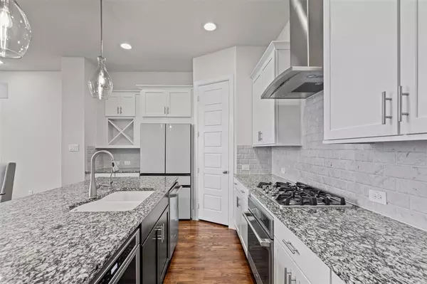 Dallas, TX 75206,5140 Garrett Field Court