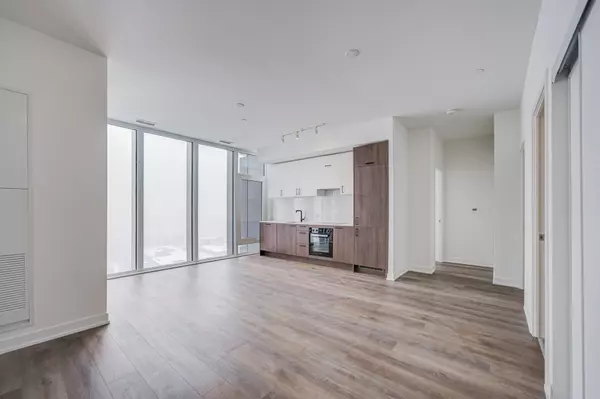 Toronto C13, ON M3C 0S4,1 Quarrington LN #2317