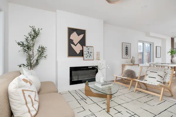 38 Bonnie Brae BLVD, Toronto E03, ON M4J 4N2