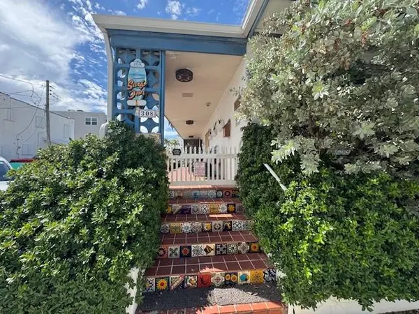 Hollywood, FL 33019,308 Monroe St