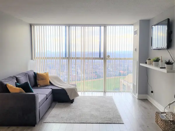 Mississauga, ON L4Z 3K9,25 Trailwood DR #1802