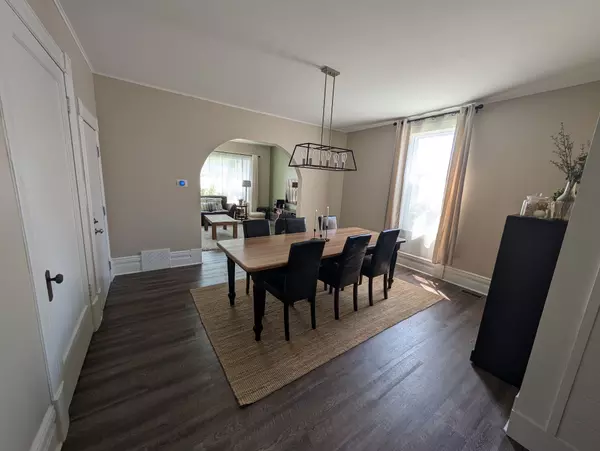 Aylmer, ON N5H 2N6,14 Rutherford AVE