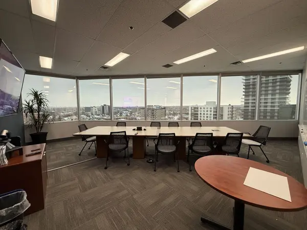 London East, ON N6A 5R2,130 DUFFERIN AVE #1212