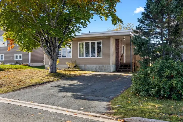 6 Wellington Crescent, Mt. Pearl, NL A1N 2E2