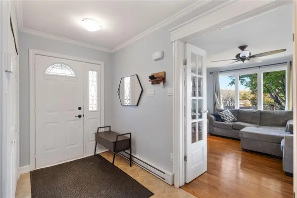 6 Wellington Crescent, Mt. Pearl, NL A1N 2E2