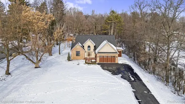 Farmington Hills, MI 48336,32642 W 11 Mile RD