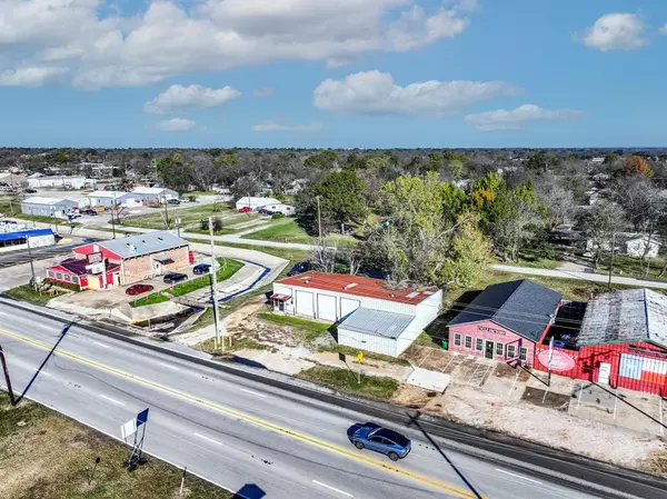 Terrell, TX 75160,719 E Moore Avenue