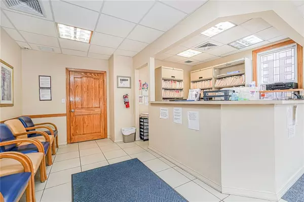 Brooklyn, NY 11209,237 Bay Ridge Pkwy