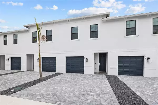 Stuart, FL 34997,288 SW Sally Way