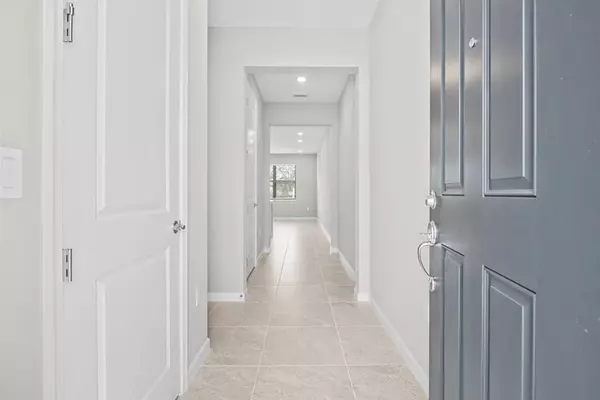 Stuart, FL 34997,288 SW Sally Way