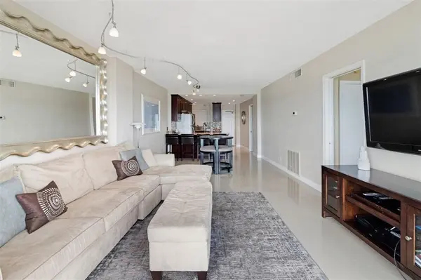 Pompano Beach, FL 33062,710 N Ocean Blvd #806