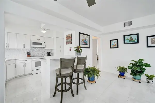 Fort Lauderdale, FL 33316,1900 S Ocean Dr #301