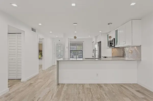 Deerfield Beach, FL 33441,1629 Riverview Rd #120