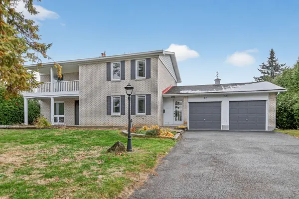 Cityview - Parkwoods Hills - Rideau Shore, ON K2E 6H7,12 Apache CRES