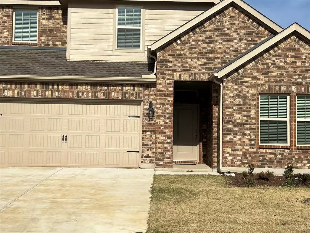 Aubrey, TX 76227,10517 BreezeWay Drive