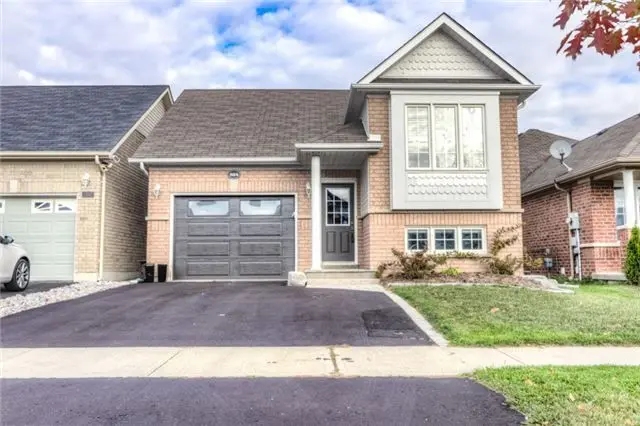 Oshawa, ON L1K 0B9,584 Falconridge DR