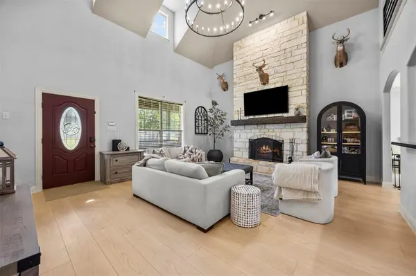 Burleson, TX 76028,3175 Collins Road