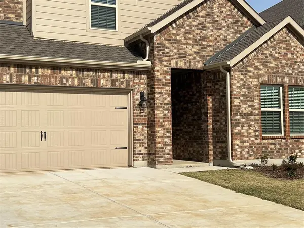 Aubrey, TX 76227,10517 BreezeWay Drive