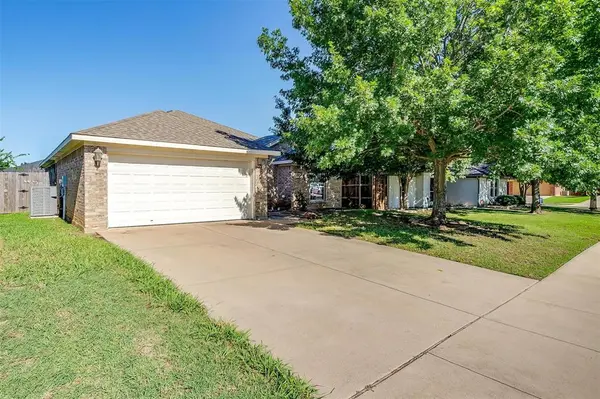 Burleson, TX 76028,543 Thistle Meade Circle