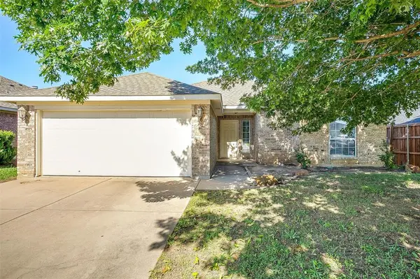 Burleson, TX 76028,543 Thistle Meade Circle