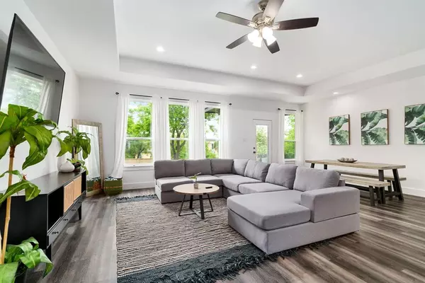 Dallas, TX 75203,519 High Street