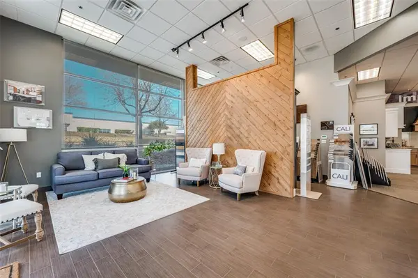 Plano, TX 75024,6652 Pinecrest