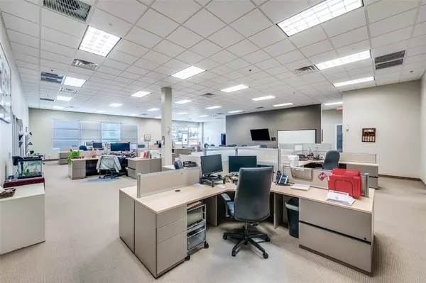 Plano, TX 75024,6652 Pinecrest